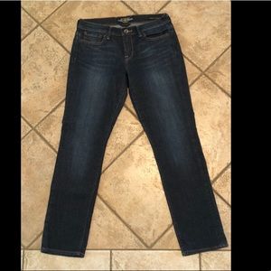 Lucky Brand Sweet N Straight Jeans 8/29